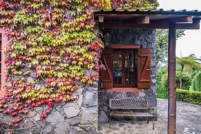 Villa Achada da Mouca by Homie