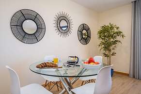 Canhas Residence II by Homie