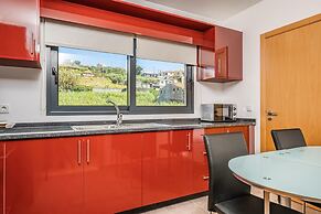 Canhas Residence II by Homie