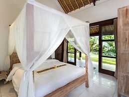 Villa Candi Kecil Empat