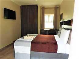 2 Bedroomed Apartment With En-suite and Kitchenette - 2067