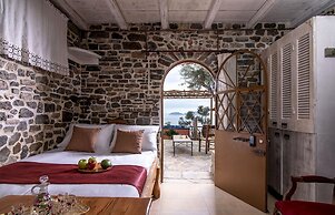 Elena Junior Deluxe Suite by Estia