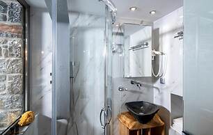 Elena Junior Deluxe Suite by Estia