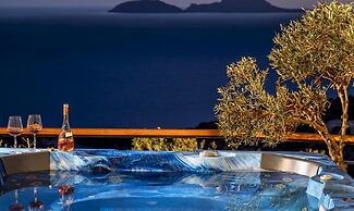 Elena Junior Deluxe Suite by Estia