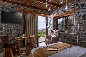 Elena Junior Deluxe Suite by Estia