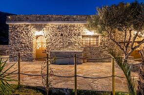 Elena Junior Deluxe Suite by Estia