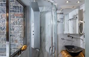 Elena Junior Deluxe Suite by Estia