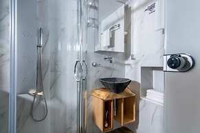 Elena Junior Deluxe Suite by Estia