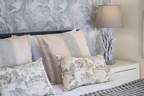 Ocean Panorama House by Madeira Sun Travel