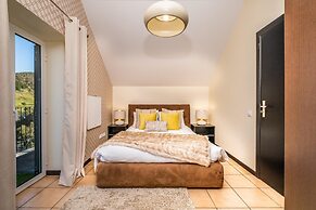 Ocean Panorama House by Madeira Sun Travel