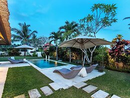 Villa Candi Kecil Tujuh