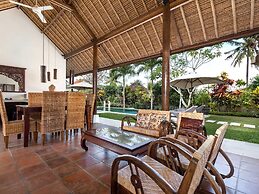 Villa Candi Kecil Tujuh