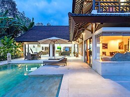 Villa Candi Kecil Tujuh