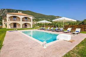 Luxury Villa Stagio With Private Swimming Pool