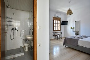 Eva Studios 10 in Agia Pelagia