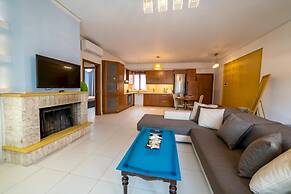 Heronissos Apartment