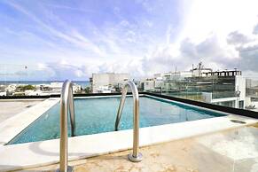 3BR Penthouse Private Pool Rooftop Sleeps 8