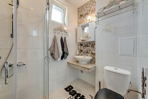 Luxury and Sunny Studio With a View in TOP Centre