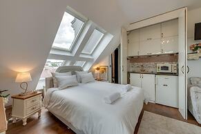 Luxury and Sunny Studio With a View in TOP Centre
