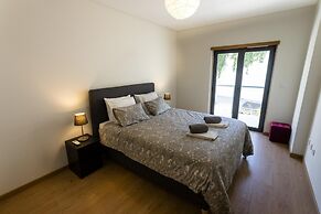 Belle Vue Apartment by Acasadascasas