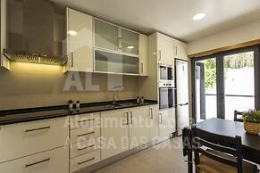 Belle Vue Apartment by Acasadascasas