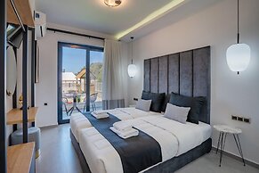 Luxurious Villa Micha Mare - 14 Bedrooms