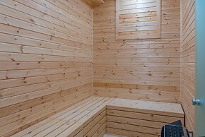 Luxurious Villa Micha Mare - 14 Bedrooms