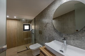 Luxurious Villa Micha Mare - 14 Bedrooms