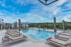 Luxurious Villa Micha Mare - 14 Bedrooms