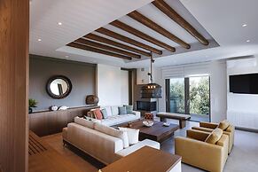 Villa Rizes Luxury in Maroulas