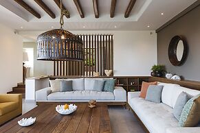 Villa Rizes Luxury in Maroulas