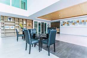 A714 Rooftop Pool Gym Parking 900m From Kata Beach