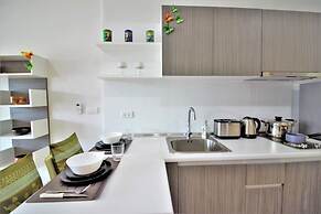 A714 Rooftop Pool Gym Parking 900m From Kata Beach