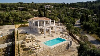 Vasiliki Villa - Charming 4 BR Villa With Pool and sea Views