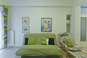 Stylish Central in Athens