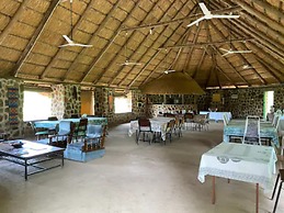 Bungalow 2 on This World Renowned Eco Site 40 Minutes From Vic Falls F