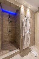 Madini Luxury Villa With Private Swimming Pool