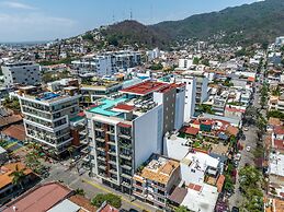 Top Floor Loft Building Amazing Rooftop Pool