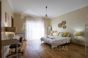 Villa Belavista by Acasadascasas