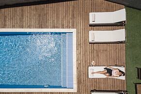 Villa Prima - With Private Heated Pool