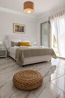 Villa Prima - With Private Heated Pool