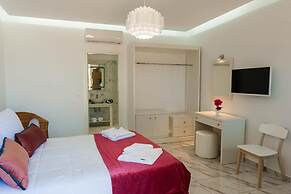 Villa Prima - With Private Heated Pool