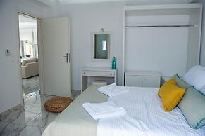 Villa Prima - With Private Heated Pool