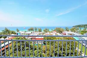9B Spacious sea View Apartment Karon Beach Front
