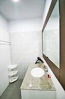 9B Spacious sea View Apartment Karon Beach Front