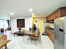 9B Spacious sea View Apartment Karon Beach Front