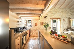 Leonora House With Private Pool Close to Gaios