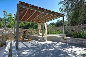 Leonora House With Private Pool Close to Gaios