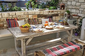 Leonora House With Private Pool Close to Gaios