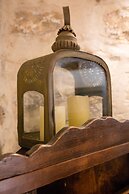 Dandy Villas Tower House Built in 17th Century Pool